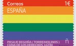 Juan Manuel Serrano hace méritos: Correos emite su primer sello LGTBI. De aquí a la presidencia de Telefónica sólo hay un paso