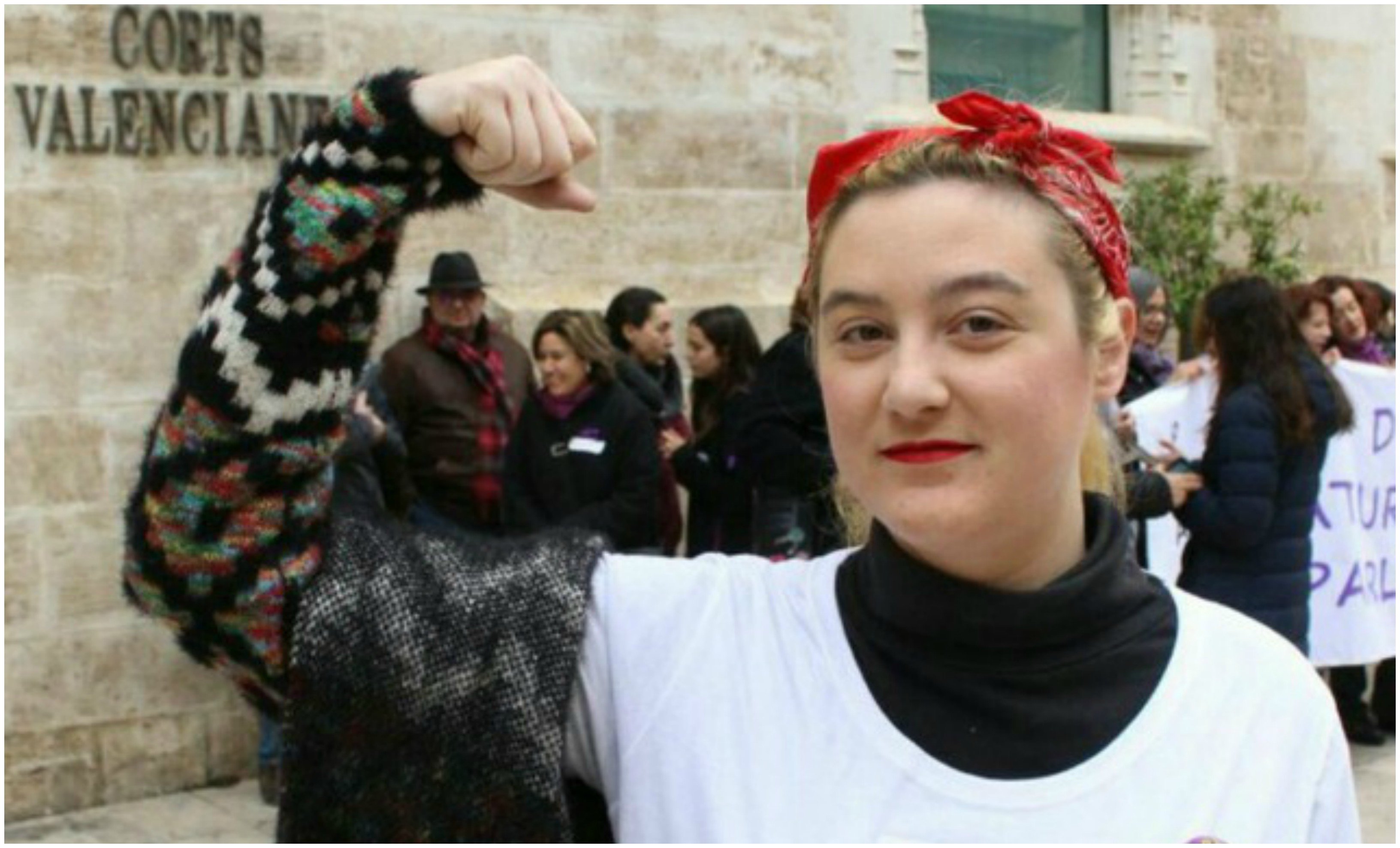 La podemita de las Cortes Valencianas, Cristina Cabedo, solicita "que se prevenga la bifobia interiorizada de forma explícita en los contenidos de educación sexo-afectiva". Es esencial