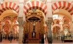 La mezquita catedral de Córdoba es de la Iglesia Católico, primero fue basílica