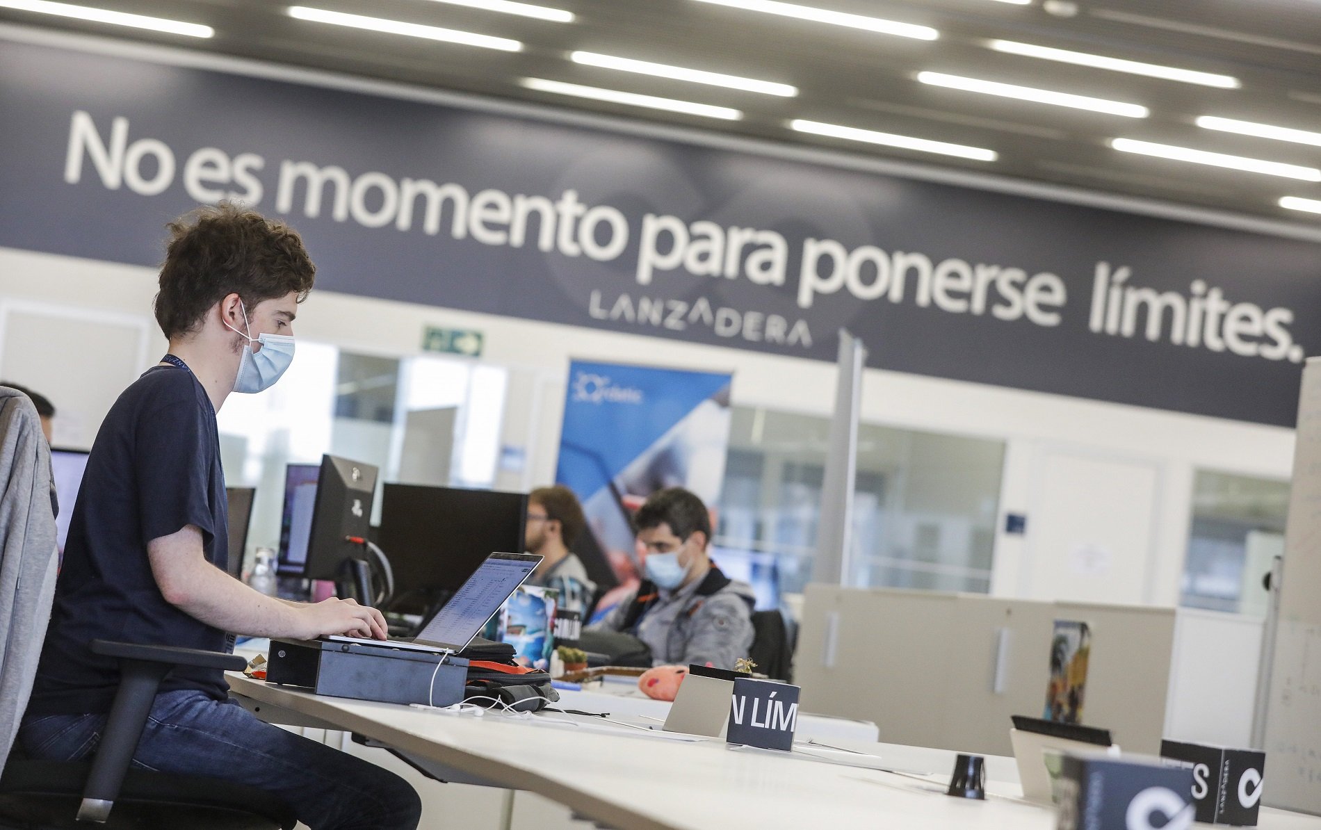 Oficinas de Lanzadera en la Marina de Empresas de Valencia Oficinas de Lanzadera en la Marina de Empresas de Valencia