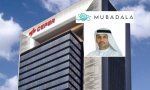 La torre Cepsa, sede de la petrolera, y Khaldoon Khalifa Al Mubarak, CEO de Mubadala
