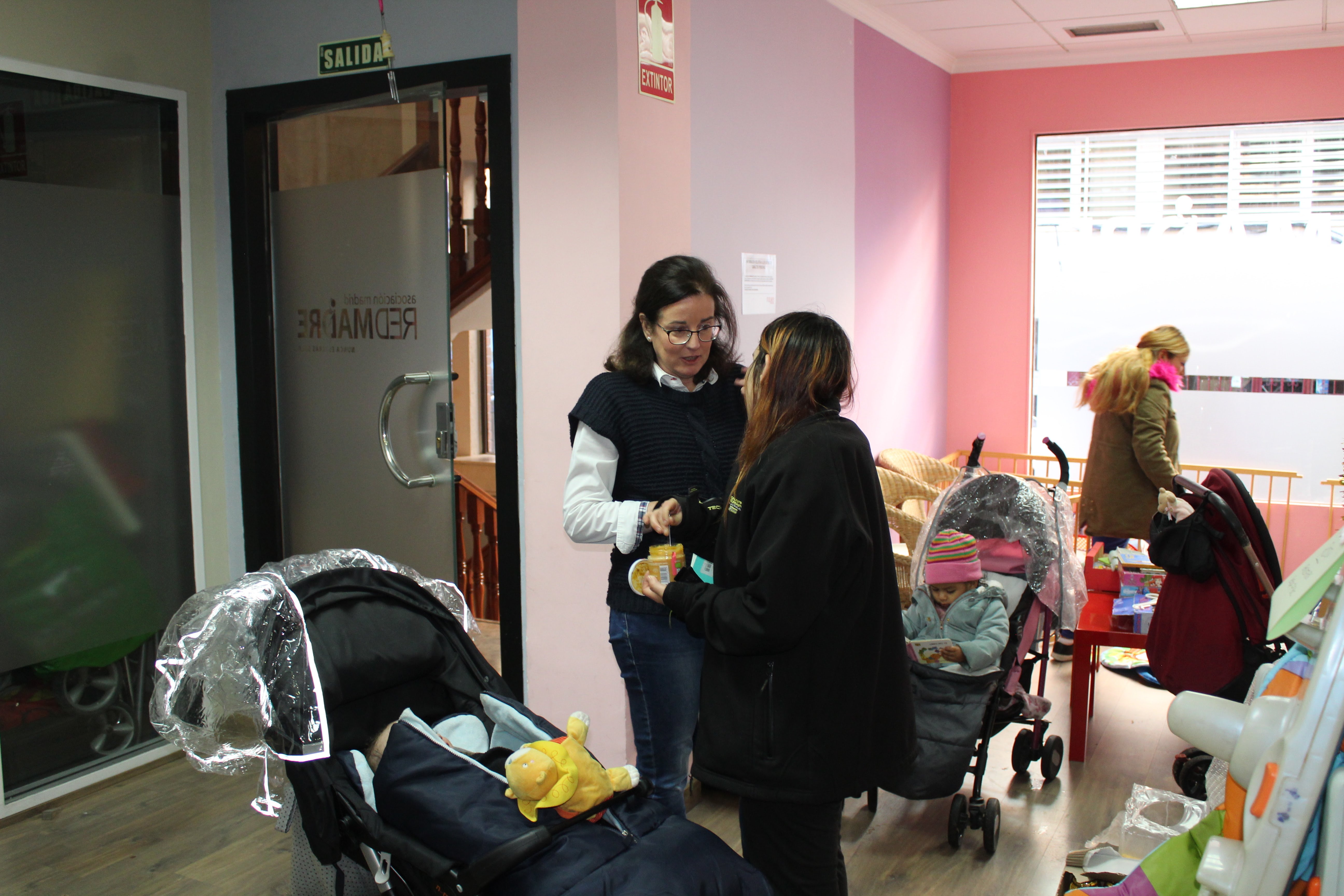 La Fundación Redmadre ayuda a las mujeres a que den a luz a sus hijos La Fundación Redmadre ayuda a las mujeres a que den a luz a sus hijos