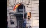 Perseverancia independentista frente a la esquiva bandera española
