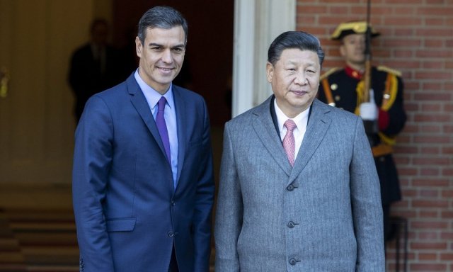 Pedro Sánchez el cobarde no pondrá problemas a la tiranía china de Xi Jinping