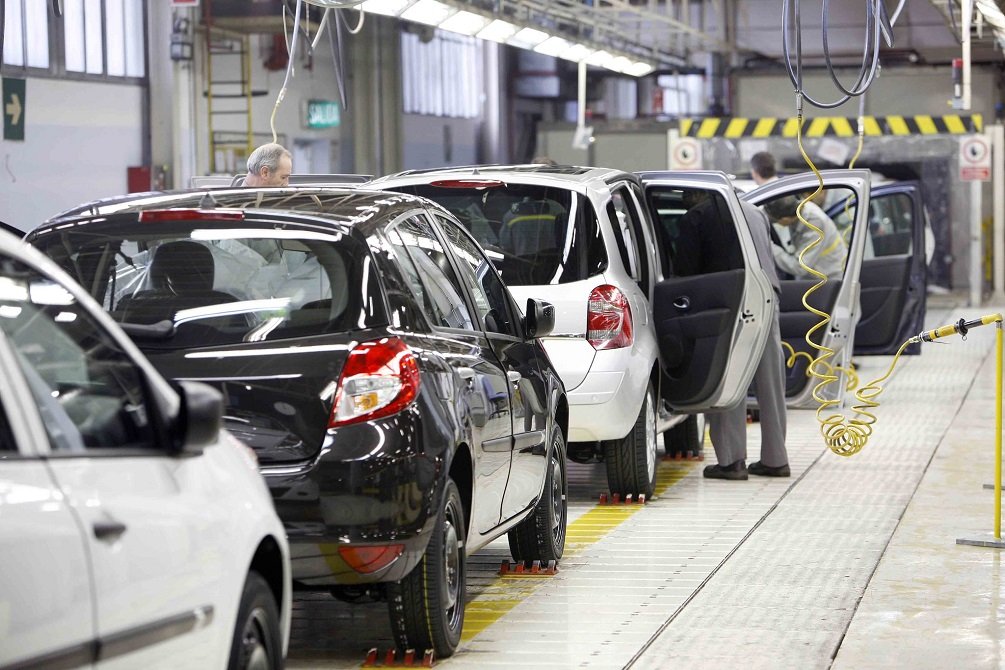 La producción de coches ha caído un 19,6%, hasta 2,27 millones de unidades, la peor desde 2013, cuando se fabricaron 2,16 millones, y muy lejos de los 2,82 millones fabricadas en 2019