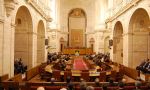 Andalucía. Un acuerdo 'secreto' del Parlamento subió el sueldo de los diputados en 2013