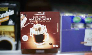 Café Filtro Americano Hacendado en el lineal de un supermercado de Mercadona