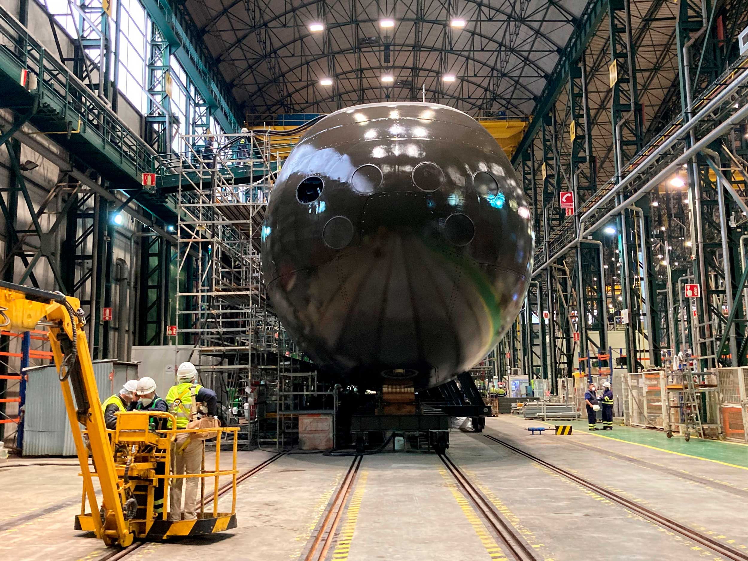 Sale a flote el submarino ‘Isaac Peral’, que convierte a...
