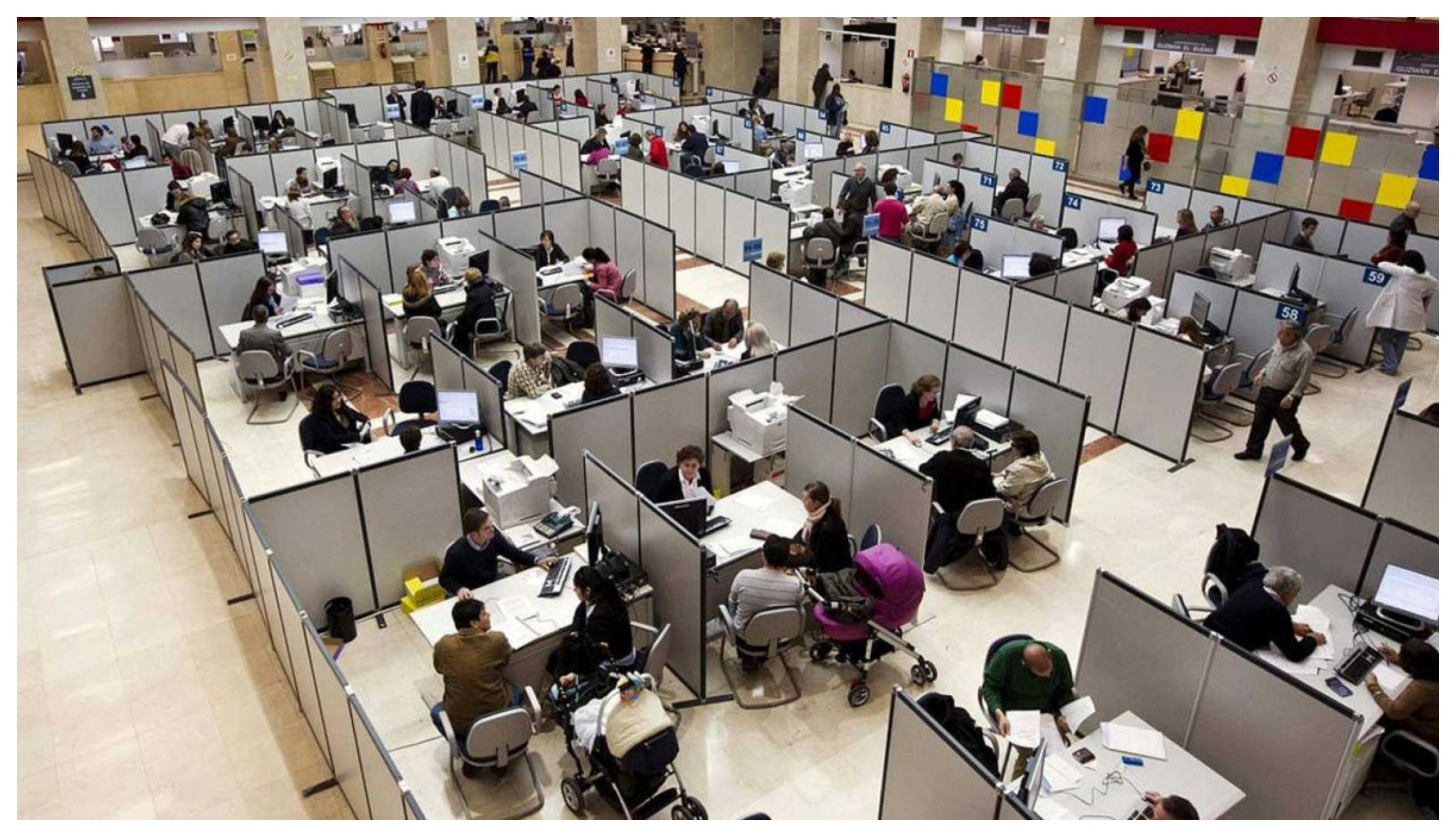 Una España burocrática. La digitalización reduce el uso del papel pero no el número de trámites Una España burocrática. La digitalización reduce el uso del papel pero no el número de trámites