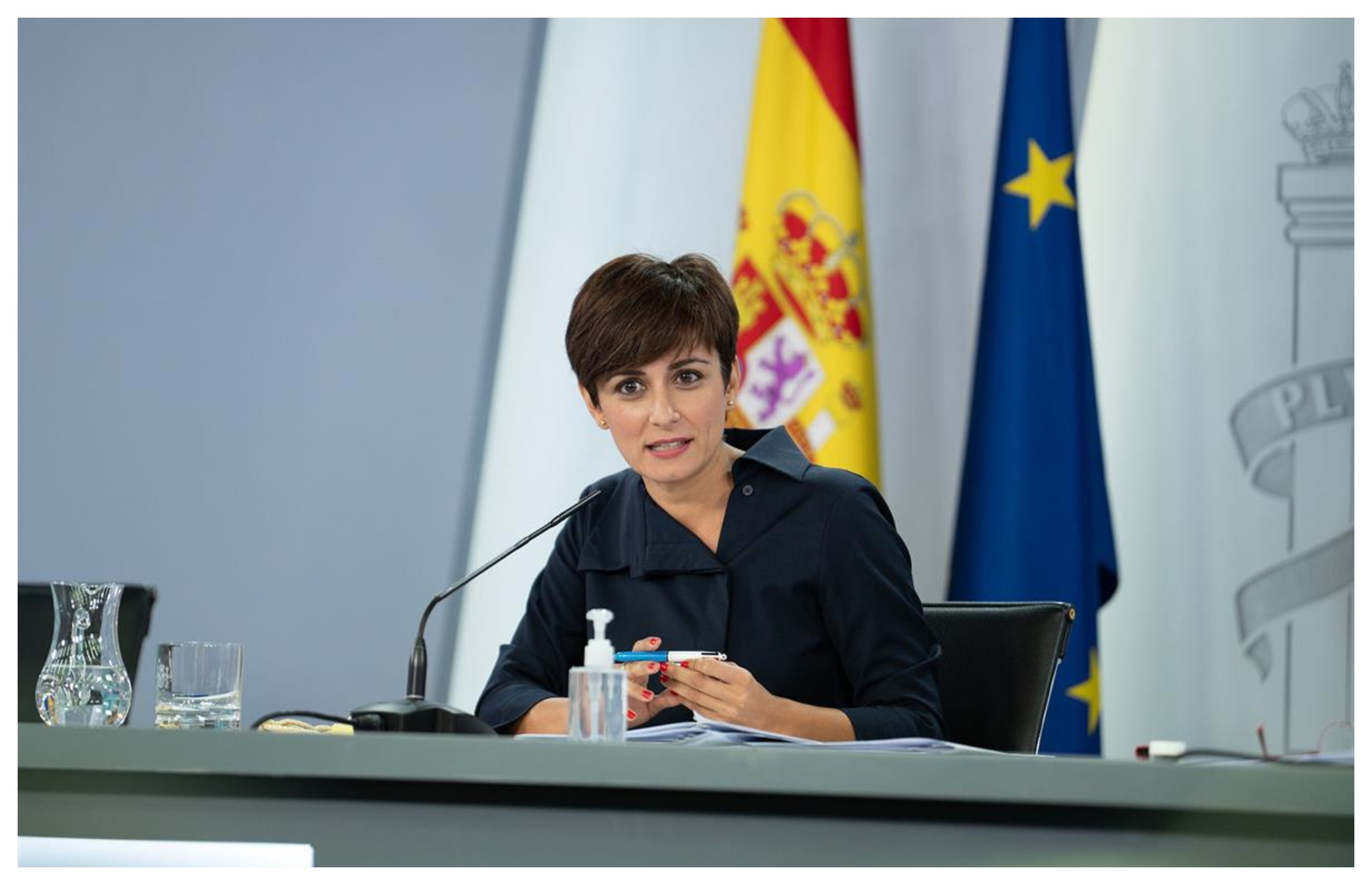 Isabel Rodríguez ha terminado la rueda de prensa algo cansada, aunque en realidad no ha dicho nada Isabel Rodríguez ha terminado la rueda de prensa algo cansada, aunque en realidad no ha dicho nada