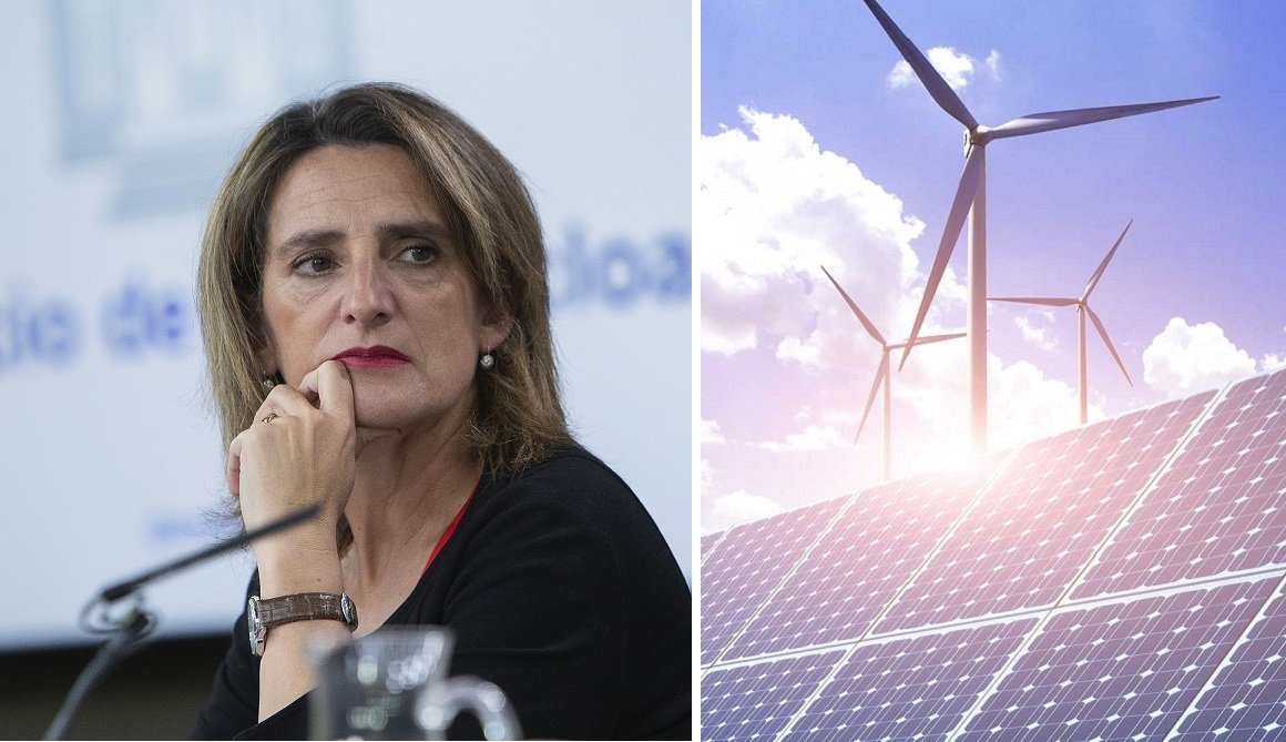 Teresa Ribera retrasa cinco días la próxima subasta de renovables, mientras no sabe muy bien qué hacer ante el tarifazo eléctrico Teresa Ribera retrasa cinco días la próxima subasta de renovables, mientras no sabe muy bien qué hacer ante el tarifazo eléctrico