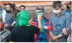 Los jóvenes católicos de Querétaro ni se inmutan. Practican la valentía suprema del antes morir que matar y permanecen impertérritos en defensa del Santísimo y al modo del Santísimo