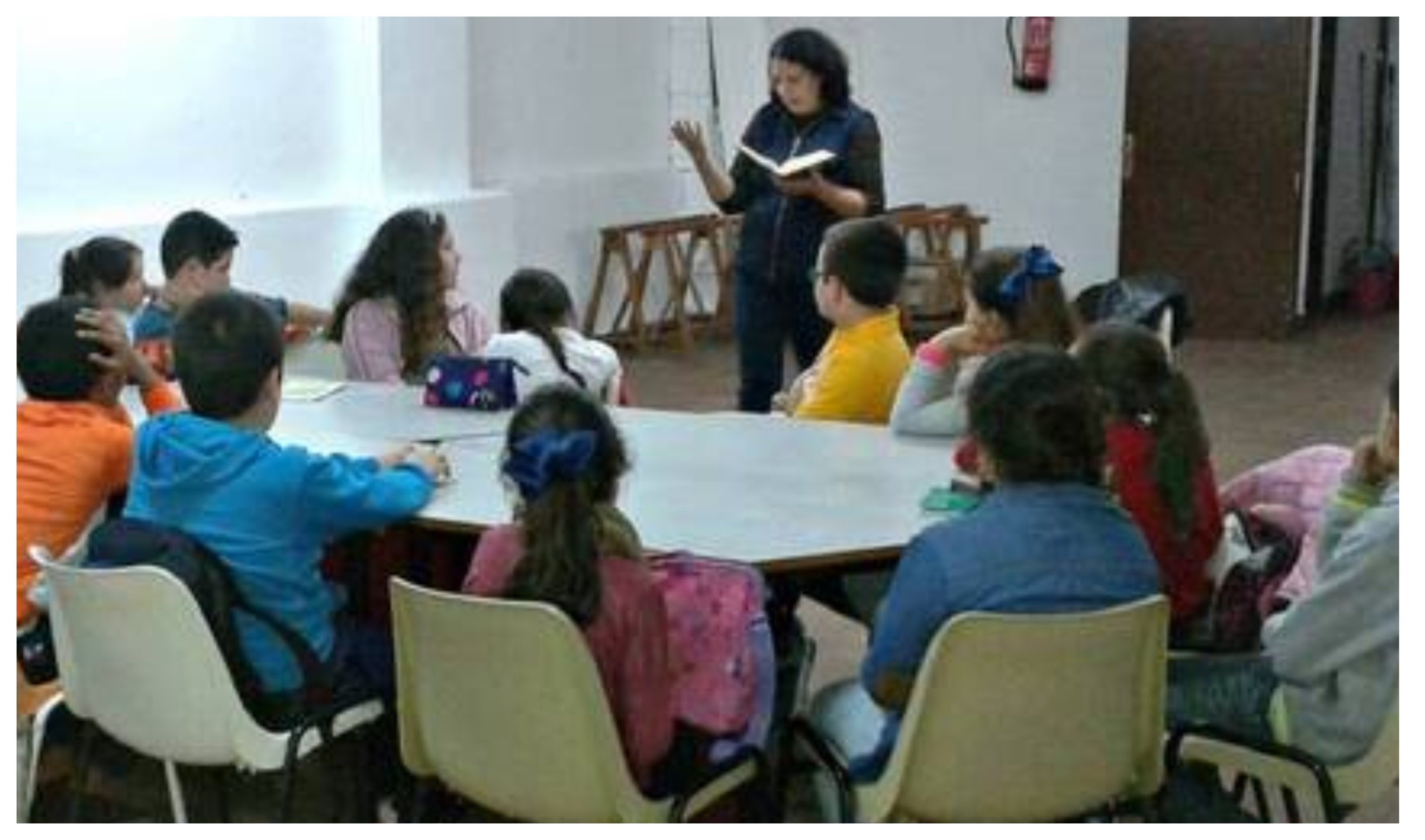 Un grupo de niños en catequesis Un grupo de niños en catequesis