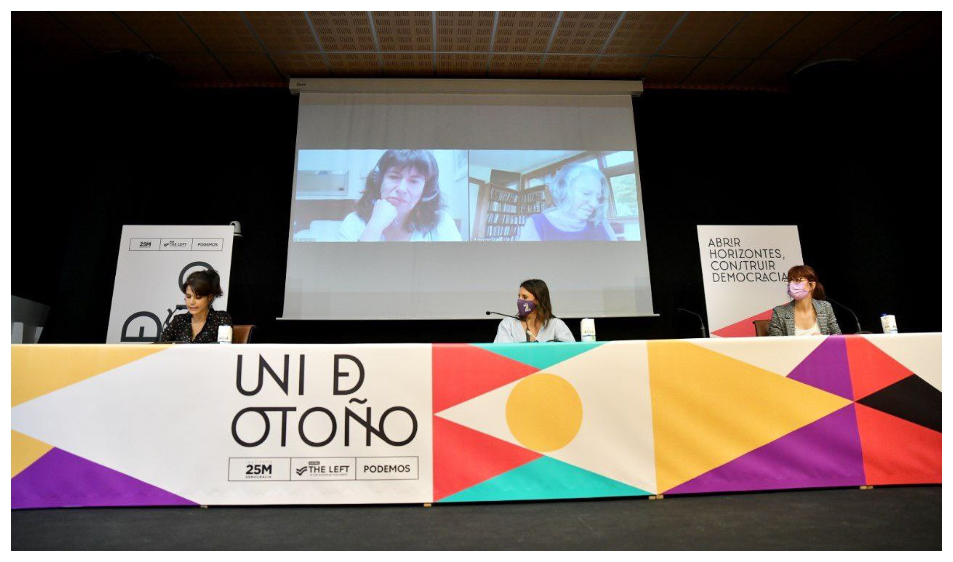 Irene Montero es pura empatía: siente que «Militar -en Podemos- es saberte interpelado por el dolor, por la felicidad y por la alegría ajena..." Irene Montero es pura empatía: siente que «Militar -en Podemos- es saberte interpelado por el dolor, por la felicidad y por la alegría ajena..."