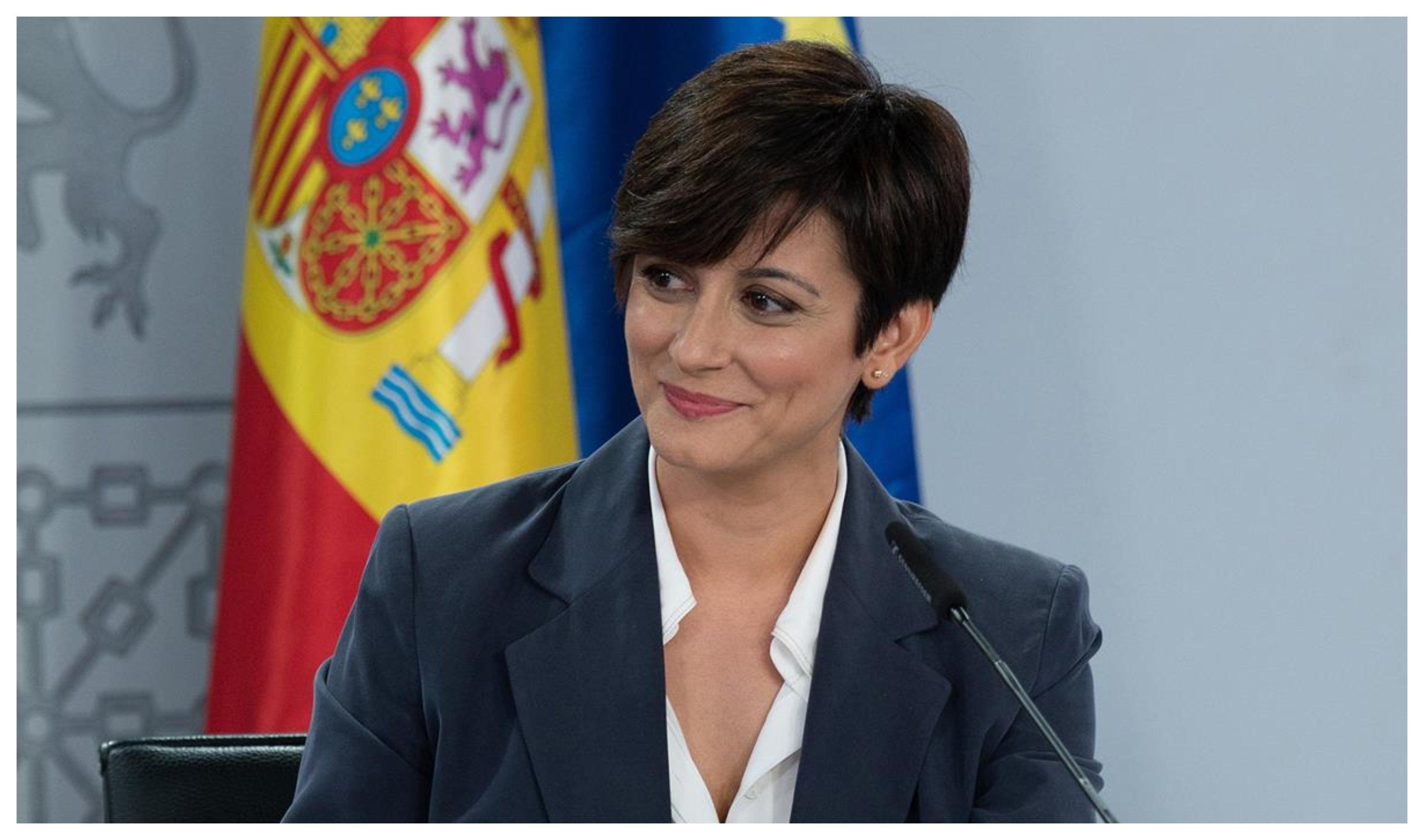 Curioso, porque todo lo que tiene que explicar Isabel Rodríguez lo hace a cara descubierta frente a unos periodista obligadamente embozados Curioso, porque todo lo que tiene que explicar Isabel Rodríguez lo hace a cara descubierta frente a unos periodista obligadamente embozados