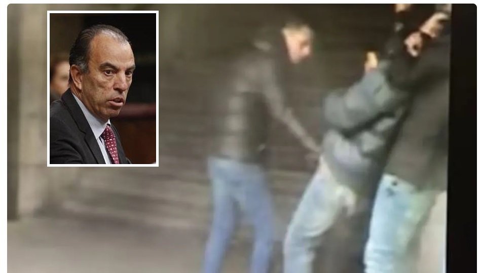 Menas cometiendo un delito. No es algo raro, teniendo en cuenta la impunidad con la que actúan. Esta vez la víctima ha sido el hijo de un diputado de UPN Menas cometiendo un delito. No es algo raro, teniendo en cuenta la impunidad con la que actúan. Esta vez la víctima ha sido el hijo de un diputado de UPN