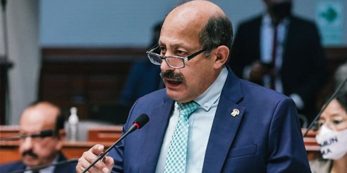 El nuevo primer ministro peruano, Héctor Valer