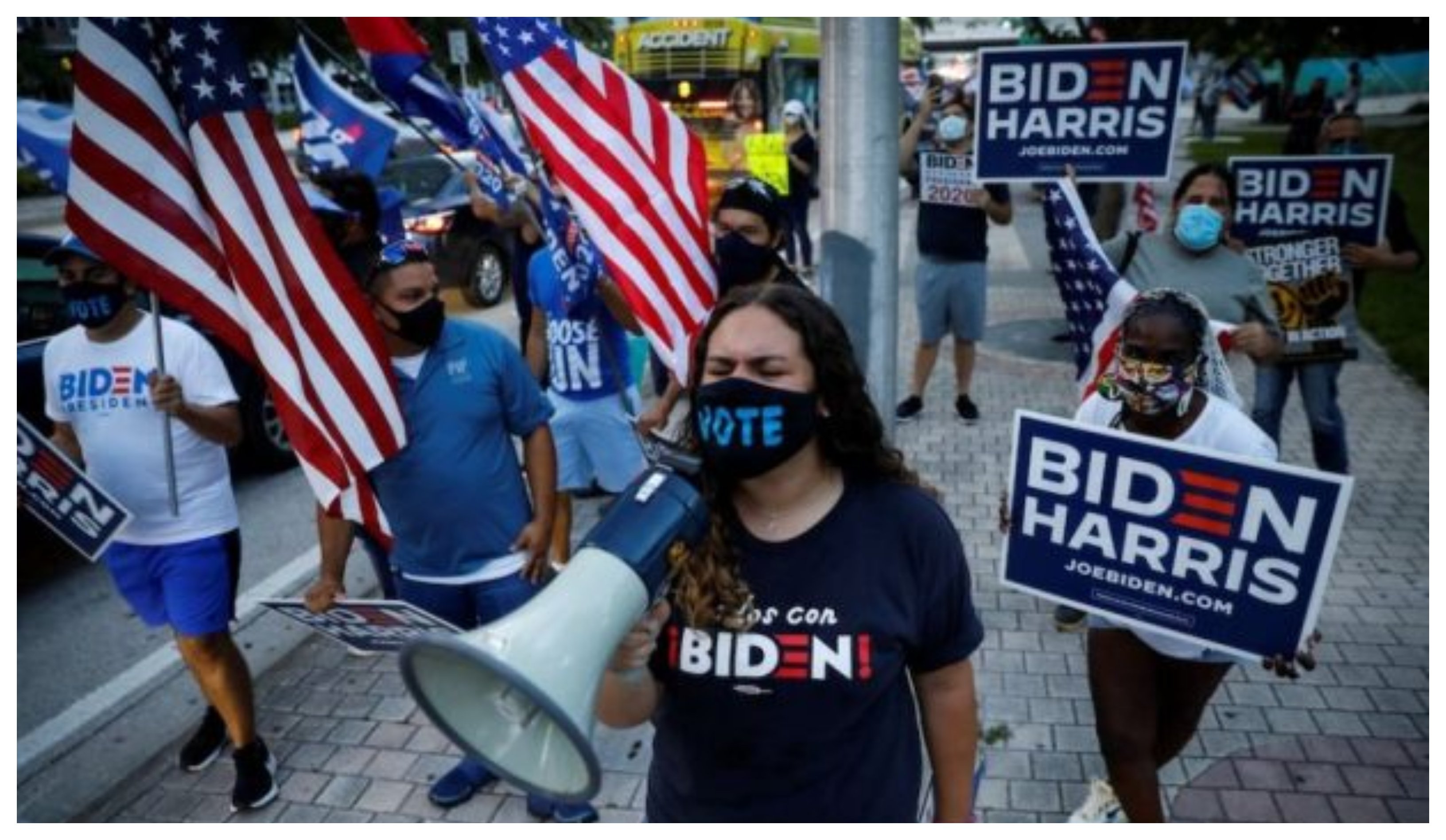 La desaprobación de los hispanos hacia Biden empieza a crecer