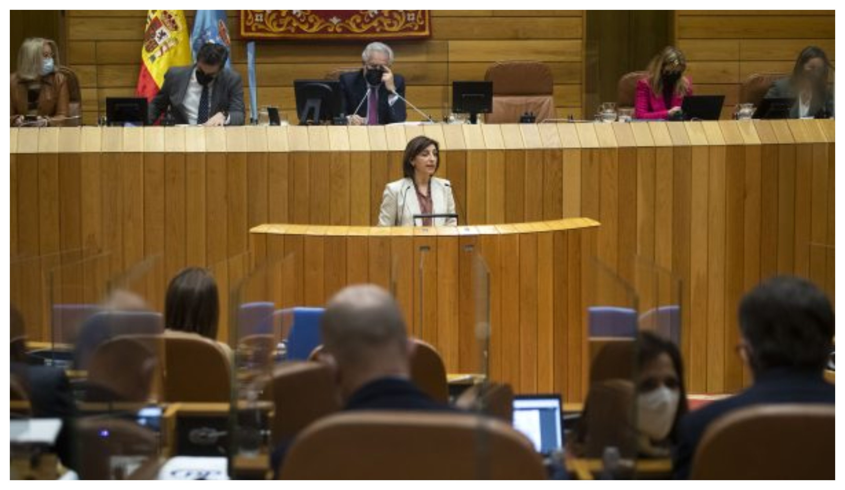 La consejera de Medio Ambiente de la Xunta anunciando la futura ley que reconocerá el clima de Galicia como «sujeto de derecho» La consejera de Medio Ambiente de la Xunta anunciando la futura ley que reconocerá el clima de Galicia como «sujeto de derecho»