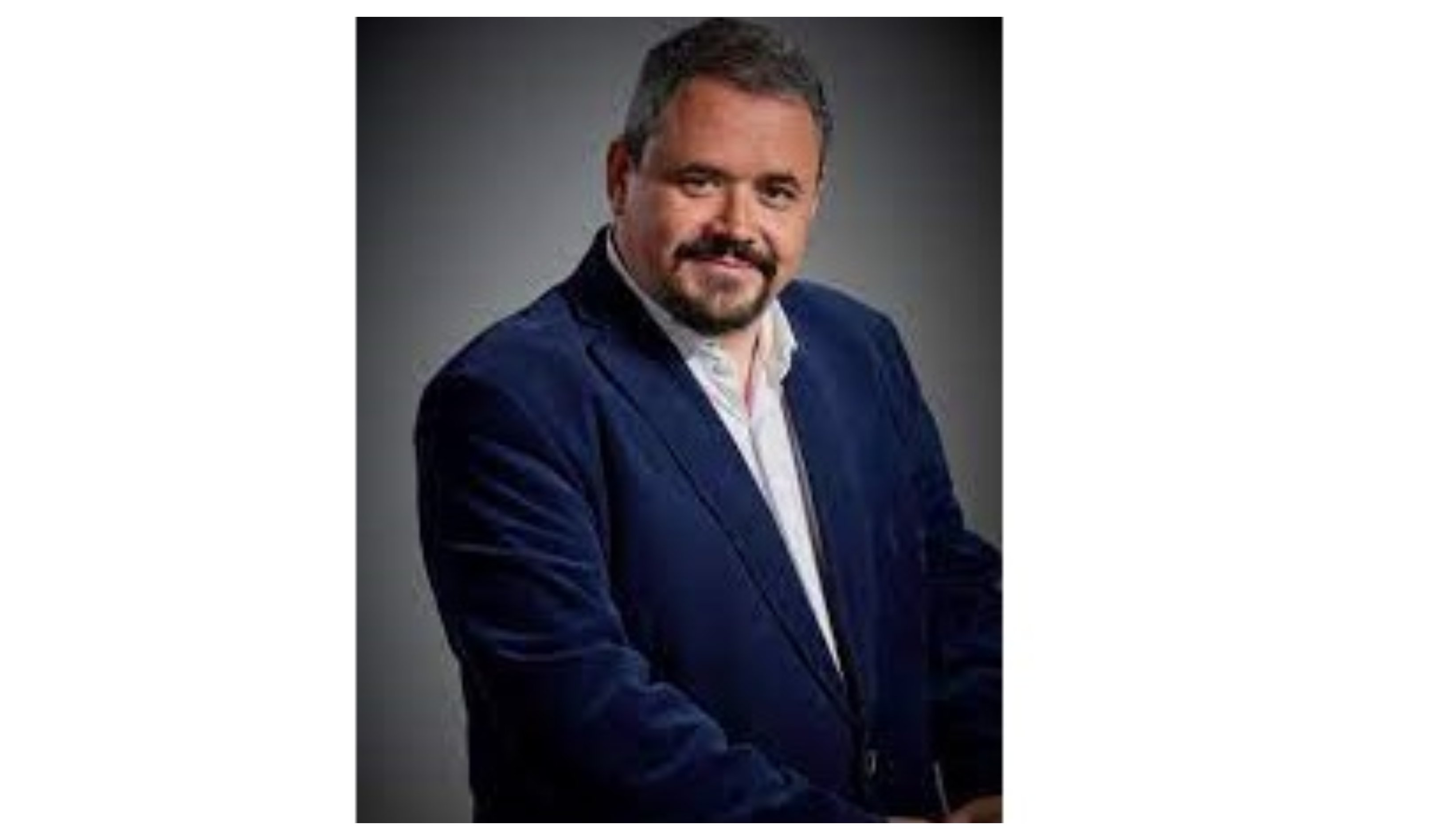 Antonio Hernández, el masón que dirige la estrategia de Pedro Sánchez, miente: la masonería siempre busca el poder