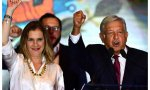 El matrimonio López Obrador-Beatriz Gutiérrez vuelve a la Leyenda Negra contra España... que acabó con los sacrificios humanos y con el concubinato, para crear el México civilizado