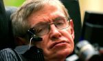 El sabio Hawking: desde que se confesó ateo es adorado como un dios