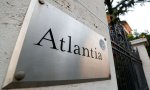 Los Benetton y el fondo Blackstone ofrecen 23 euros por acción, para hacerse con el control de Atlantia
