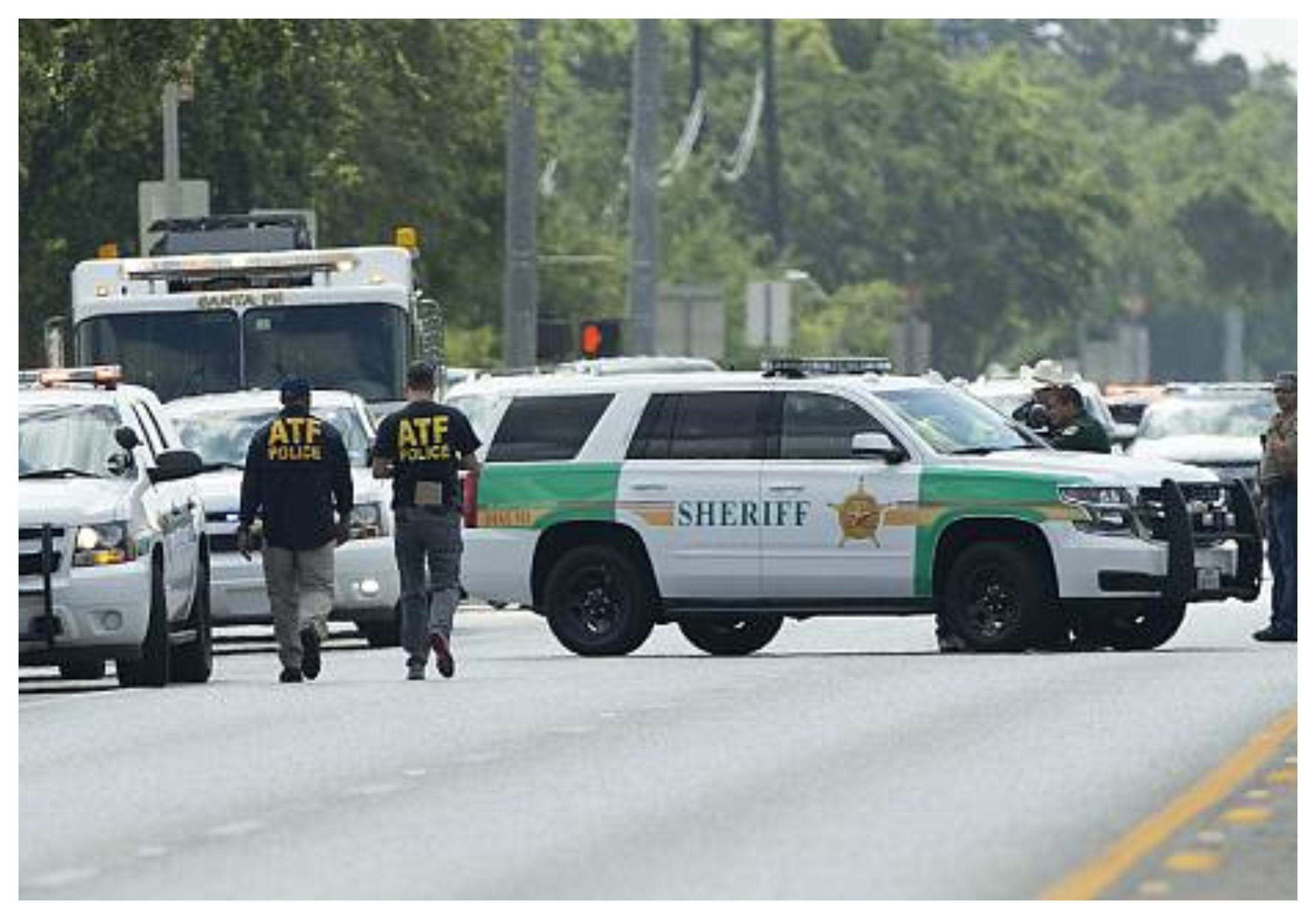 Los obispos ven necesario medidas «que controlen la venta y el uso de armas de fuego, tales como verificaciones de antecedentes para todas las compras de armas Los obispos ven necesario medidas «que controlen la venta y el uso de armas de fuego, tales como verificaciones de antecedentes para todas las compras de armas