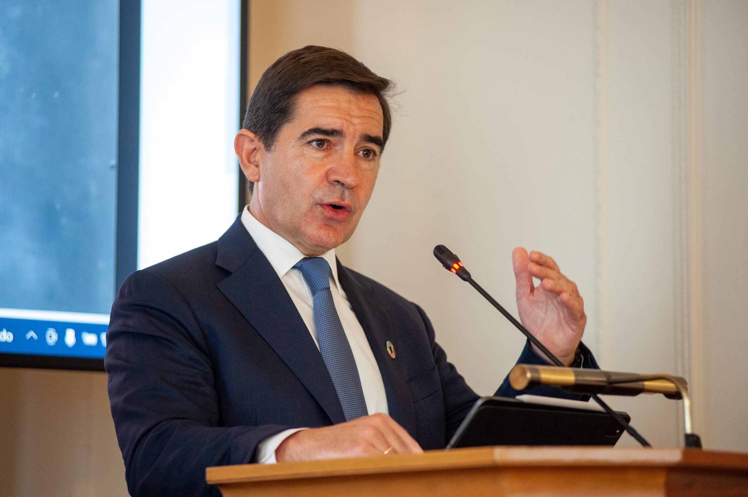 Carlos Torres se está jugando su futuro en los dos frentes abiertos que mantiene: el del BCE y el del caso Villarejo