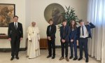 Elon Musk y cuatro de sus ocho hijos, tras su encuentro con el papa Francisco en el Vaticano