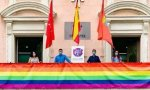 La Diputación de Valladolid, condenada por colgar la bandera LGTB porque la enseña vulnera el principio de neutralidad ideológica o política