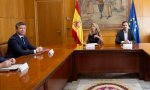 Alexandre de Palmas, CEO de Carrefour España, en la reunión con Yolandísima (quien intenta apuntarse el tanto de la cesta básica) y Alberto Garzón