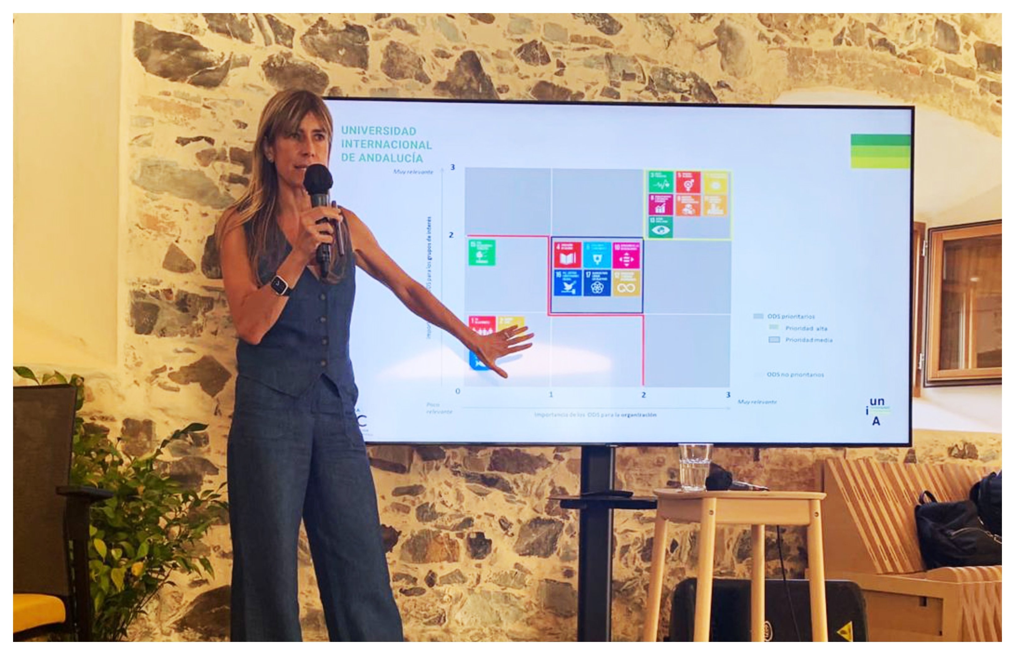 La esposa de Sánchez felicita 2023 en clave de ODS