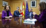 El populista Revilla conservaría el poder con el apoyo del PSOE