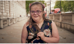 La BBC incluyó a Heidi Crowter, con síndrome de Down, entre las 100 mujeres inspiradoras de todo el mundo en 2022