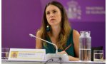'Chasco' para Irene Montero: víctimas de violencia de género piden al PSOE que no dé el Ministerio de Igualdad a Podemos