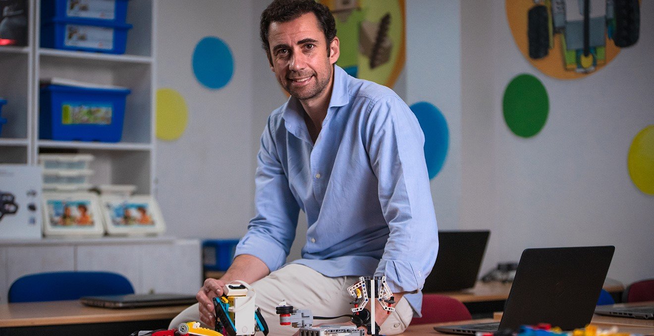 Borja Templado, fundador de Robots in Action, negocio que creció con el apoyo de MicroBank. Borja Templado, fundador de Robots in Action, negocio que creció con el apoyo de MicroBank.