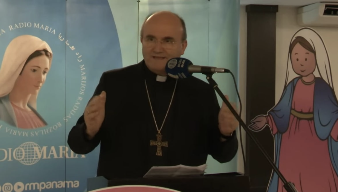 Monseñor Munilla sobre la canción 'Zorra': "Chirría que la respuesta frente a la vejación a la mujer sea asumir esa vejación"