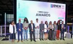 Los representantes de las empresas ganadoras de los Premios BNEW, junto con los responsables del CZFB, el Ayuntamiento de Barcelona y la Generalitat